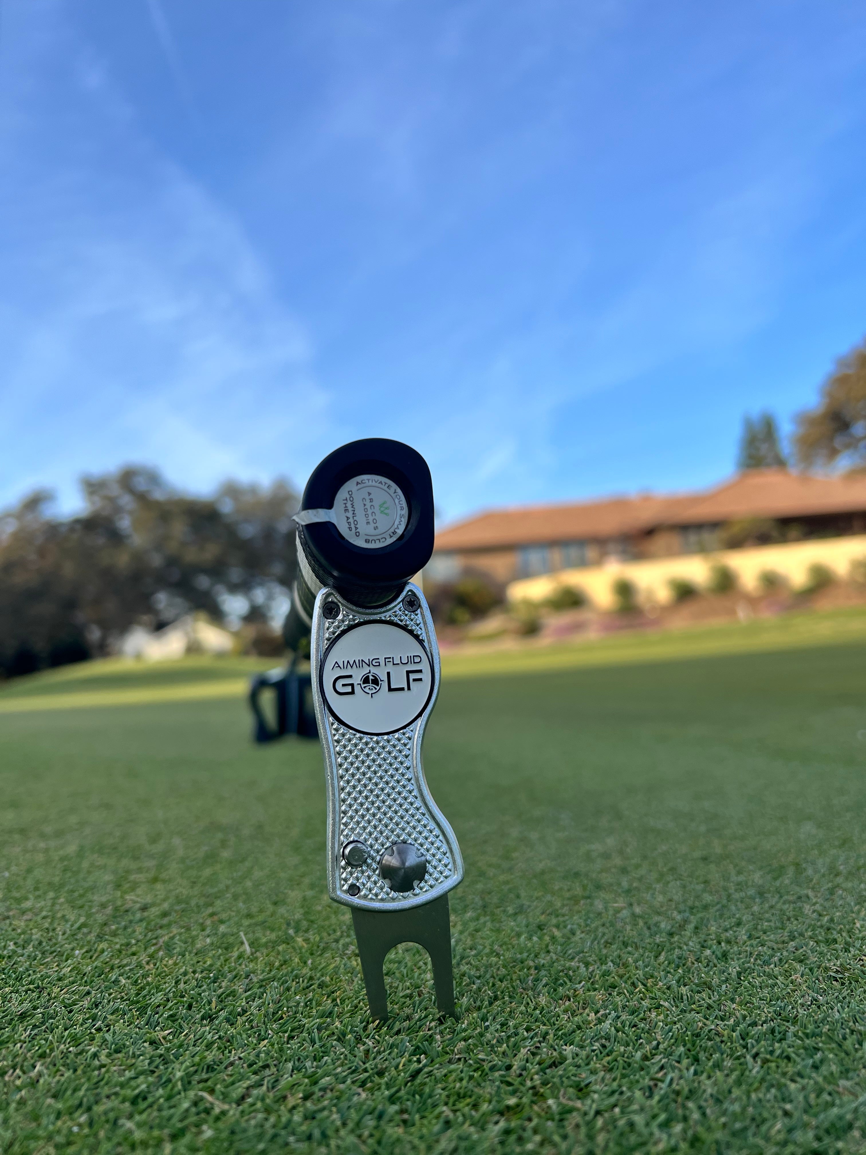 How to Use a Golf Divot Tool like a Pro