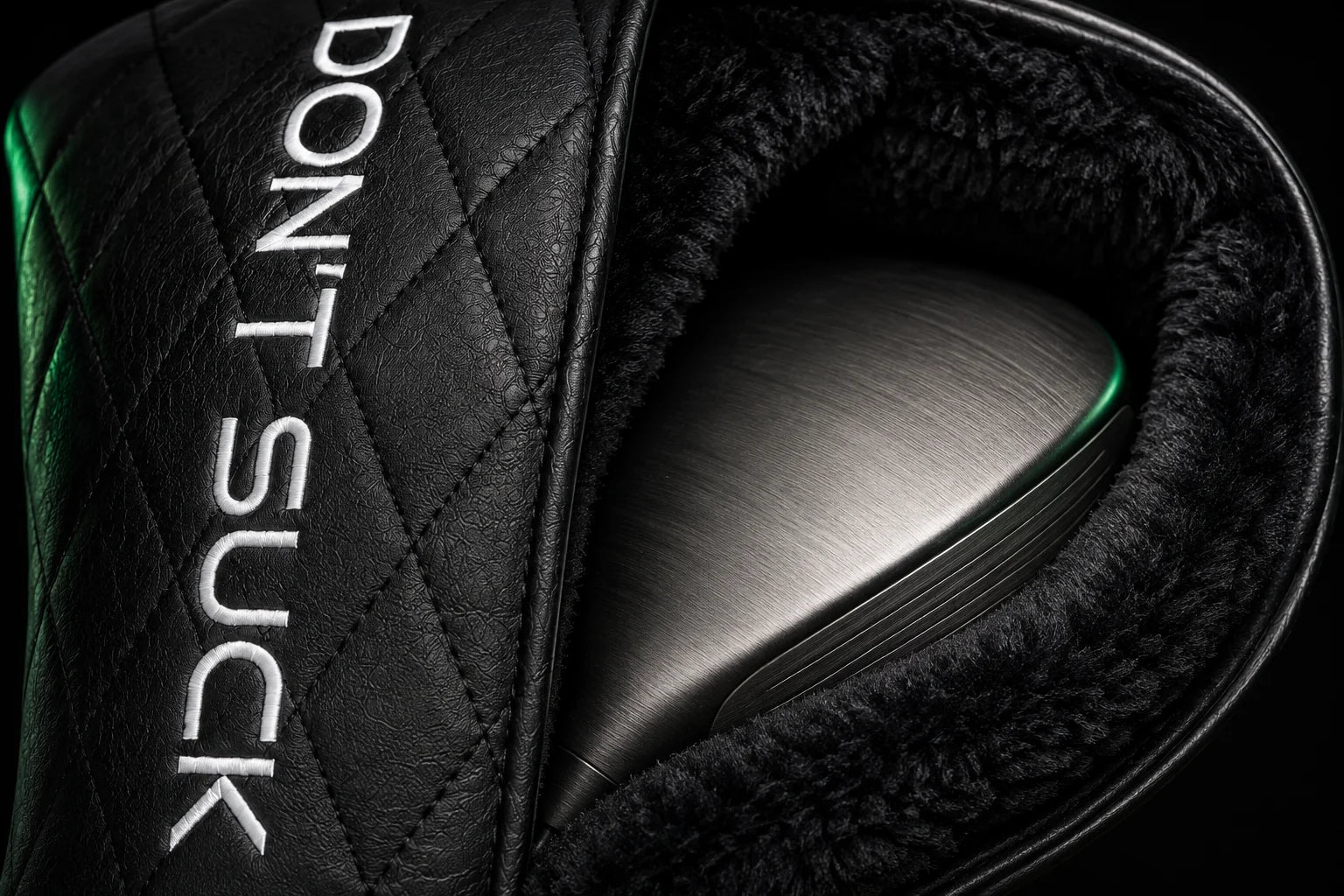 Your driver. Wrapped in plush. Look inside the Original: a quilted shell outside, a soft contact surface against your clubhead.